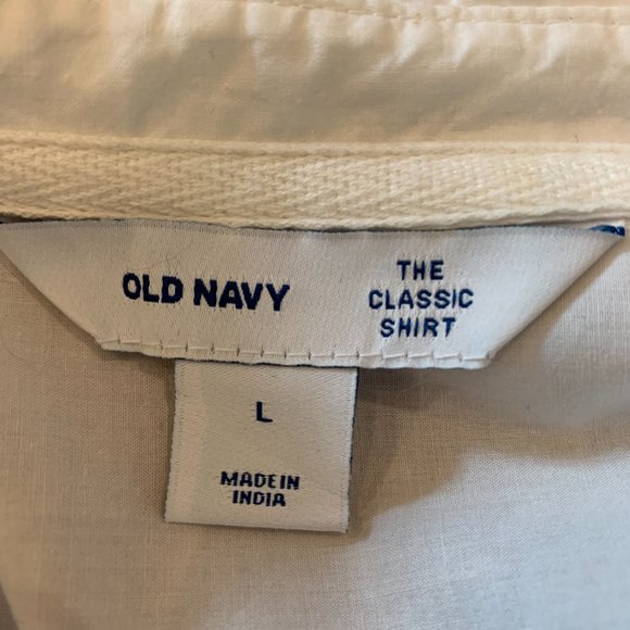 Old Navy white button up top - Picture 3 of 4